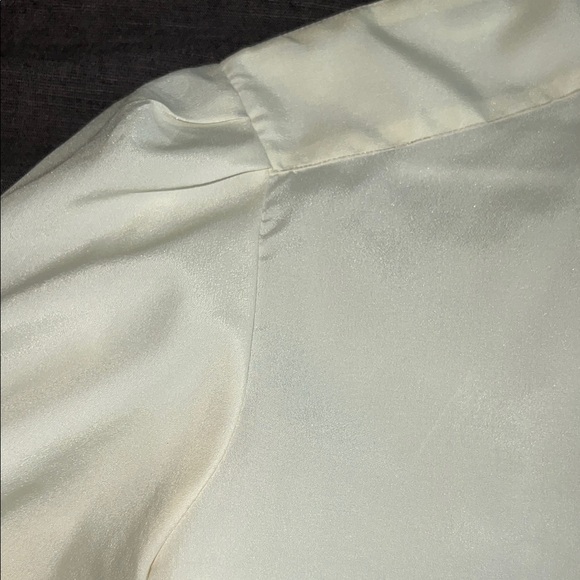 Cream Ruffled Blouse - Picture 3 of 4